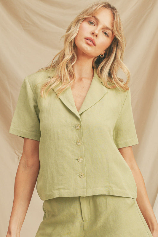 Button Closure Short Sleeve Crop Top